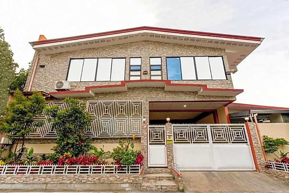 La Belladoza near Airport