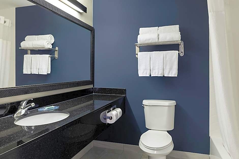 Fairfield Inn & Suites by Marriott Minneapolis St. Paul/Roseville