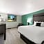 Baymont by Wyndham Liberty MO