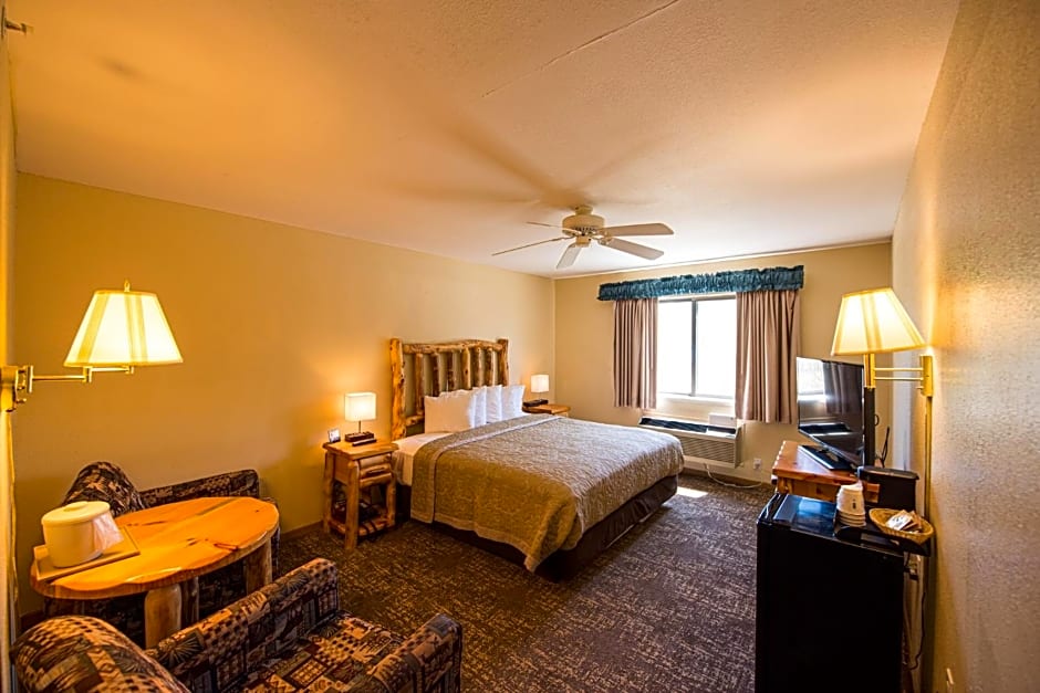 Super 8 by Wyndham Bridgeview of Mackinaw City