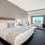 Coast Abbotsford Hotel & Suites