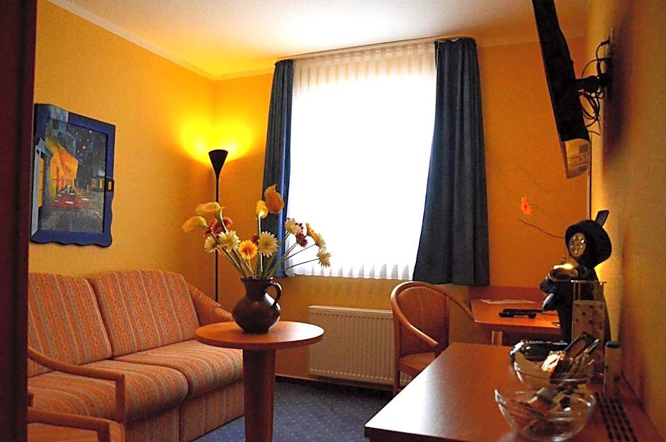 Zeitwohnen Wolfsburg, ehemals Hotel am Klieversberg ein Unternehmen der Micha'S Hotelbetriebe