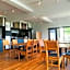J-Hoppers Lake Biwa Guesthouse