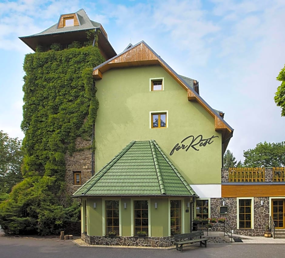 ForRest hotel