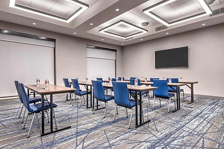 Holiday Inn Express & Suites Austin Airport East by IHG