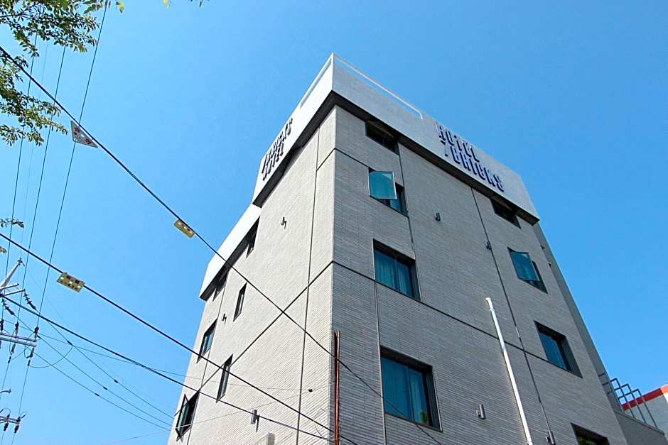 Gwangyang Seven Bricks Hotel