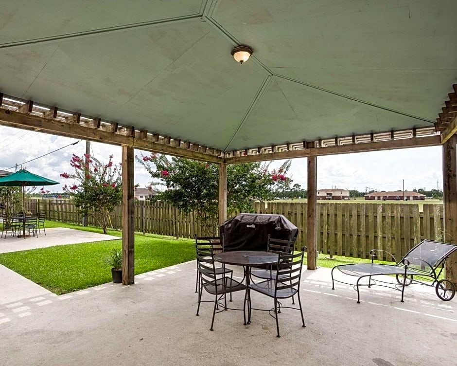 Mainstay Suites Houma