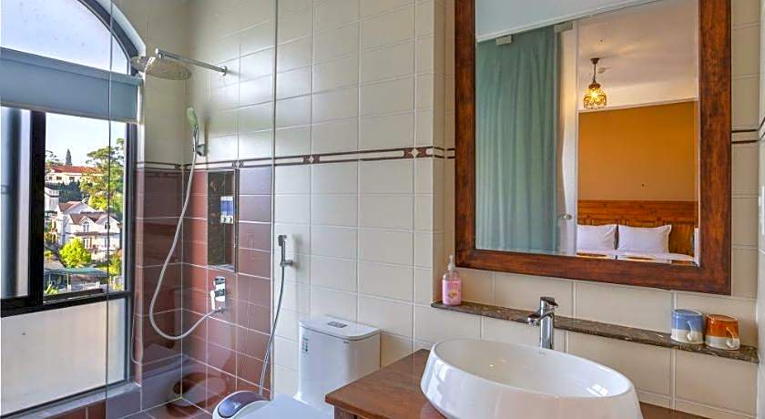 Guava Hill Boutique Hotel