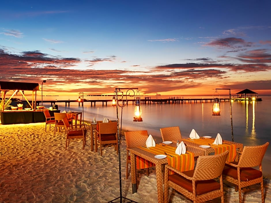 Adaaran Prestige Water Villas – 24hrs Dine around Premium All inclusive 