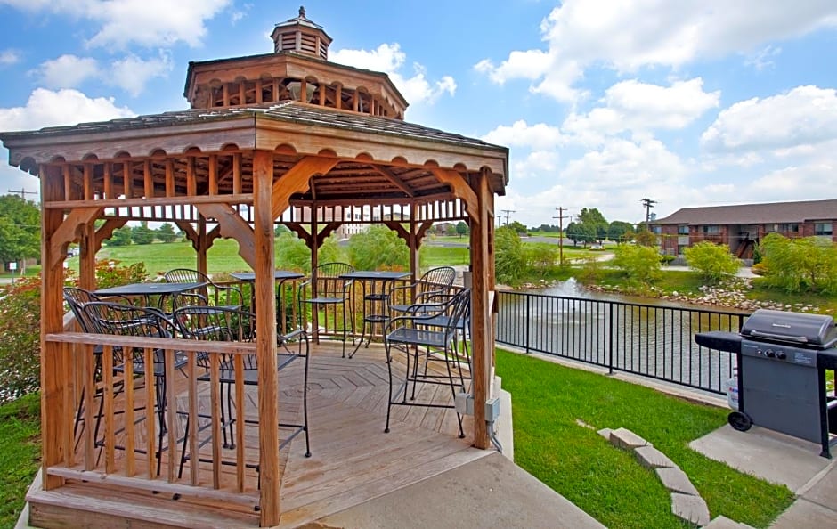 Candlewood Suites Springfield By IHG