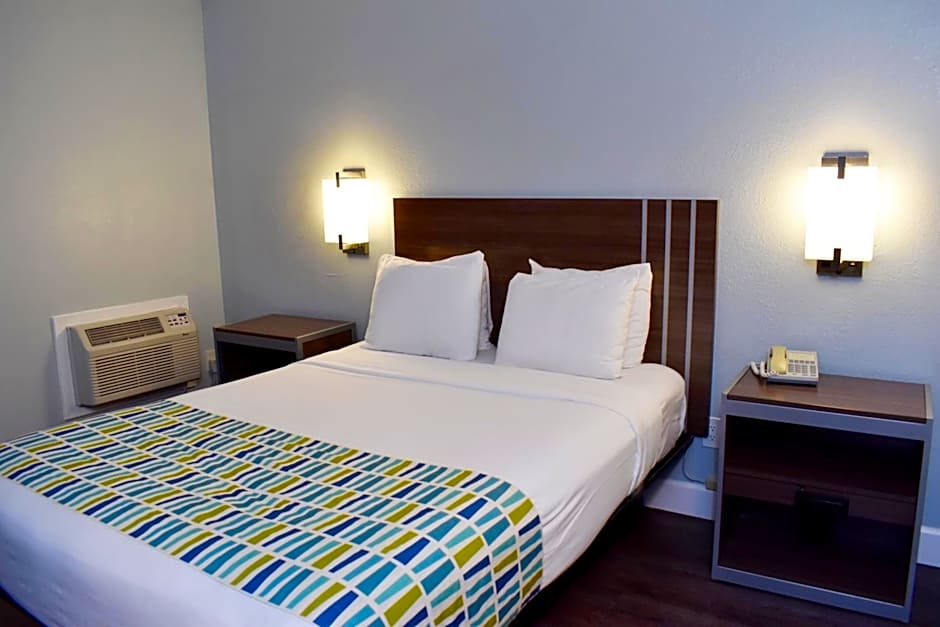 Sand Dollar Inn