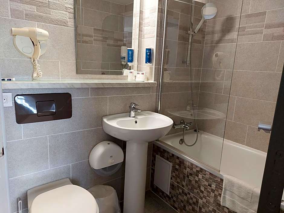 Brit Hotel Bosquet Carcassonne Cit