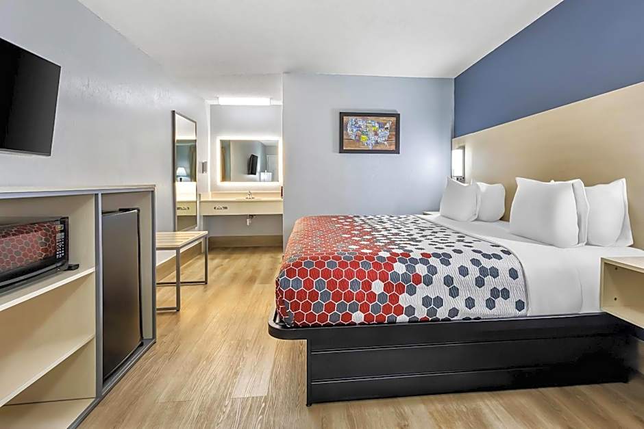 Econo Lodge Inn & Suites Cayce I-26 Airport