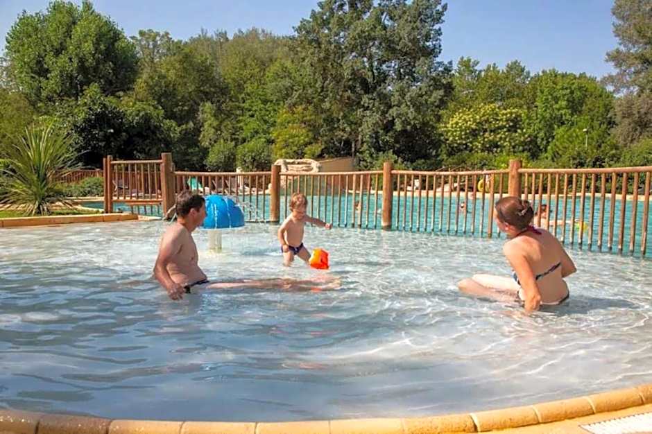Camping 4 étoiles - Piscine - ef00ai