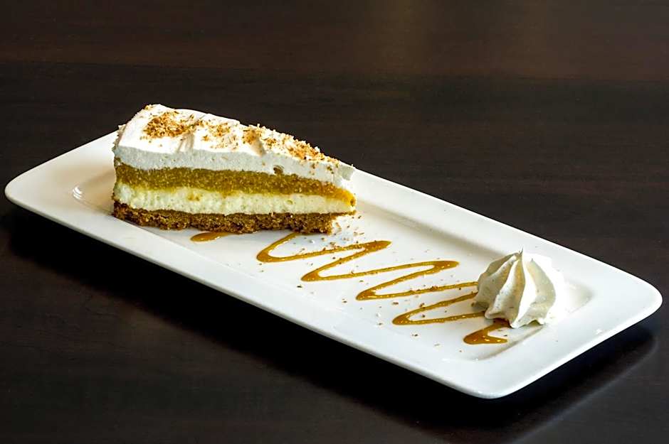 Sinbads Hotel & Suites