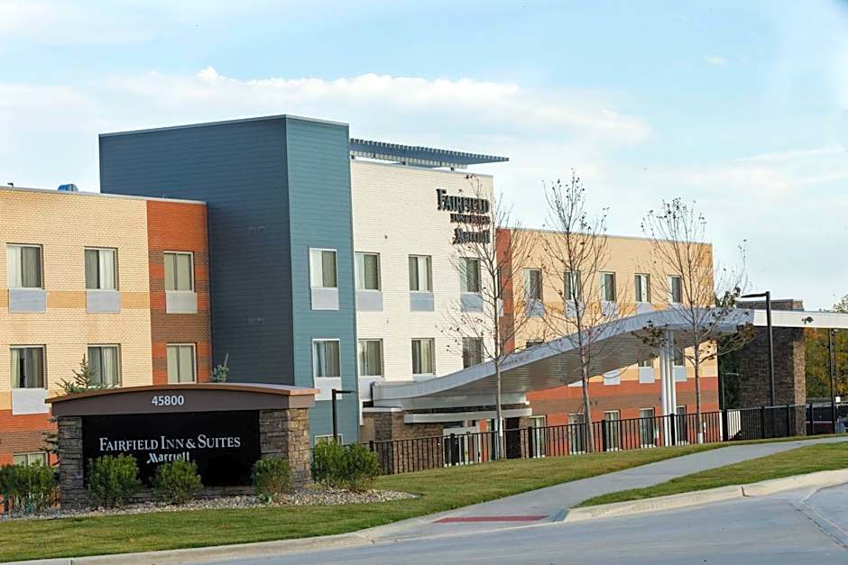 Fairfield Inn & Suites by Marriott Detroit Chesterfield