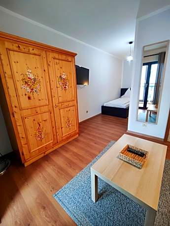 Apartment with Shower