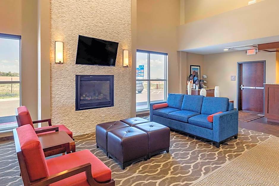 Comfort Inn & Suites