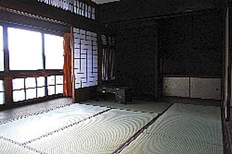 Traditional Twin Room