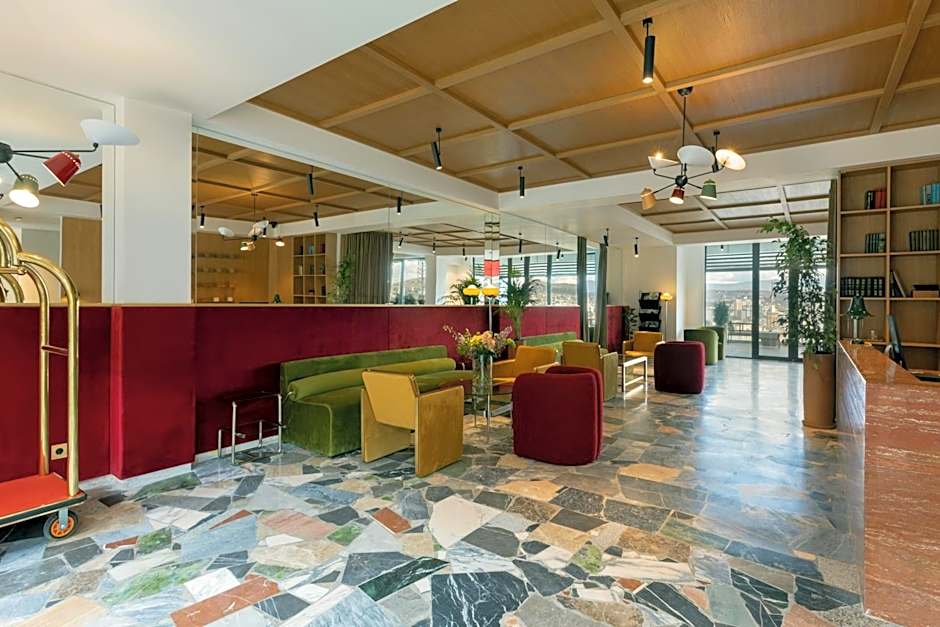 Castor & Pollux Hotel