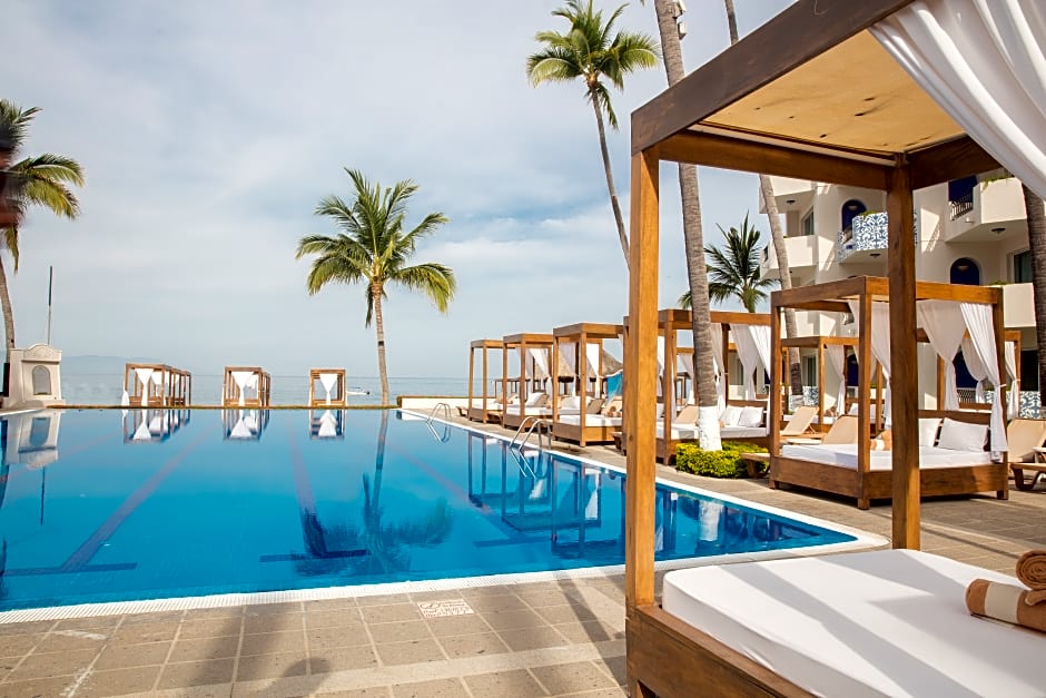 Crown Paradise Golden All Inclusive Adults Only