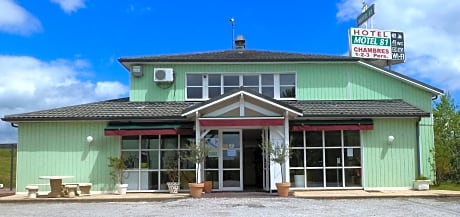 Le 81 HOTEL