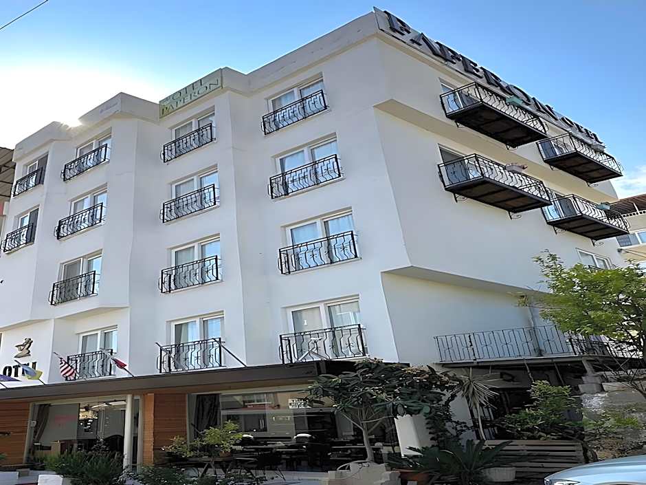 Paperon Hotel