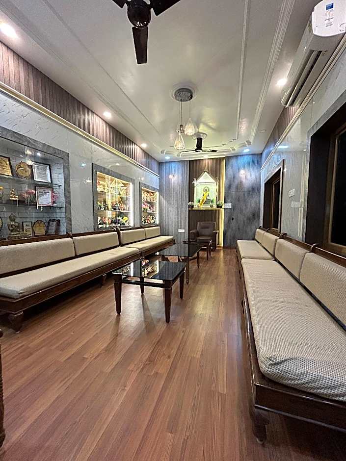 Hotel Delta International