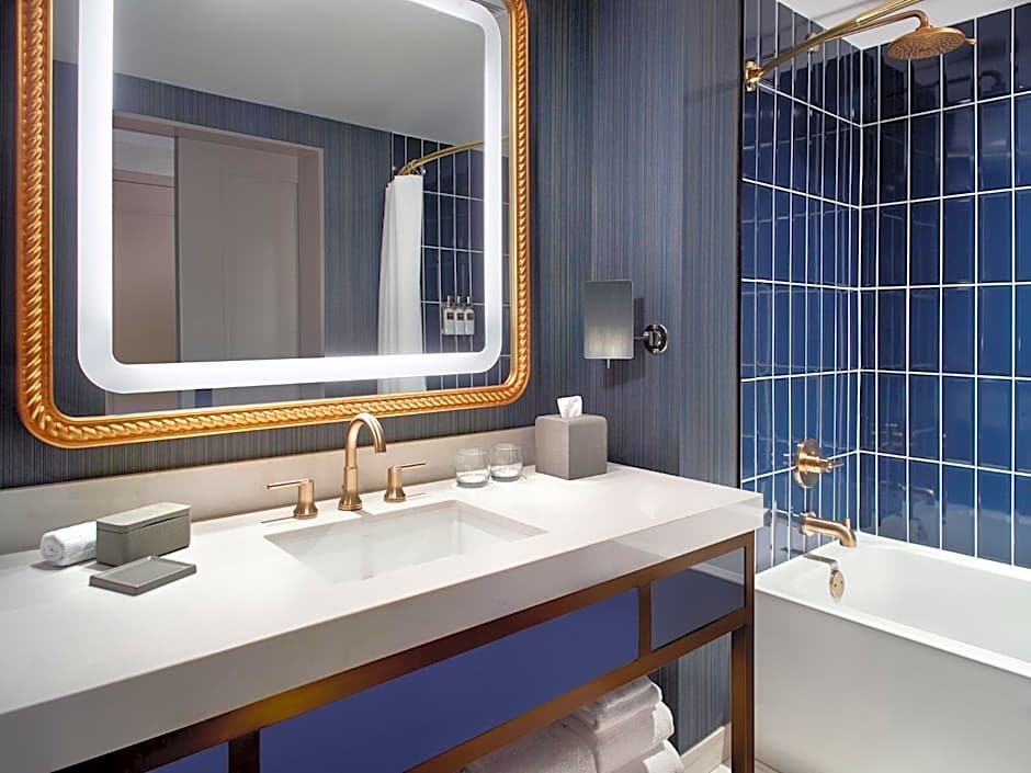 Omni Oklahoma City Hotel