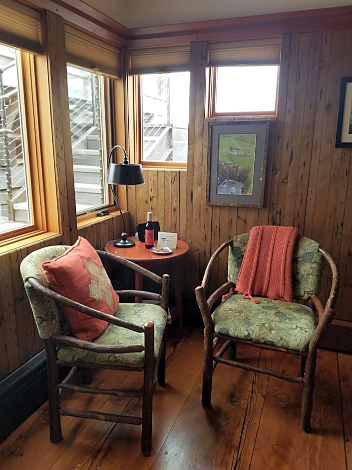 The Inn at Newport Ranch