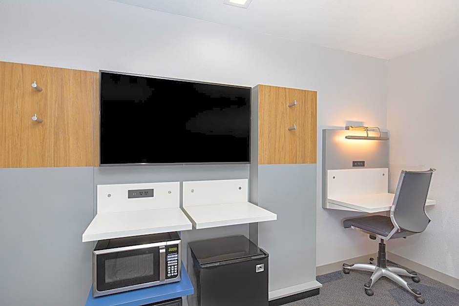 Microtel Inn & Suites By Wyndham Manchester