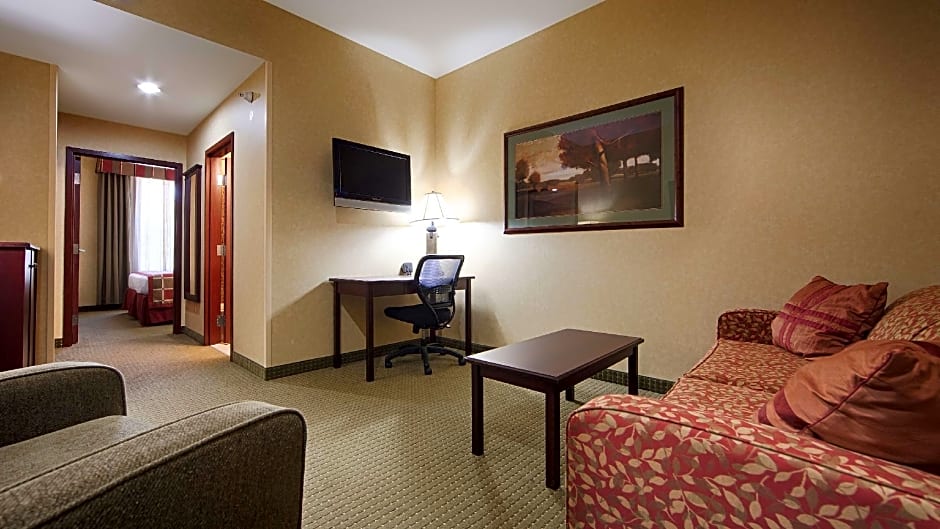 Best Western Plus Ticonderoga Inn & Suites