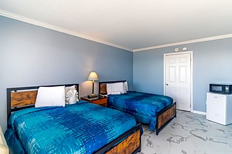 Double Room with Balcony and Sea View