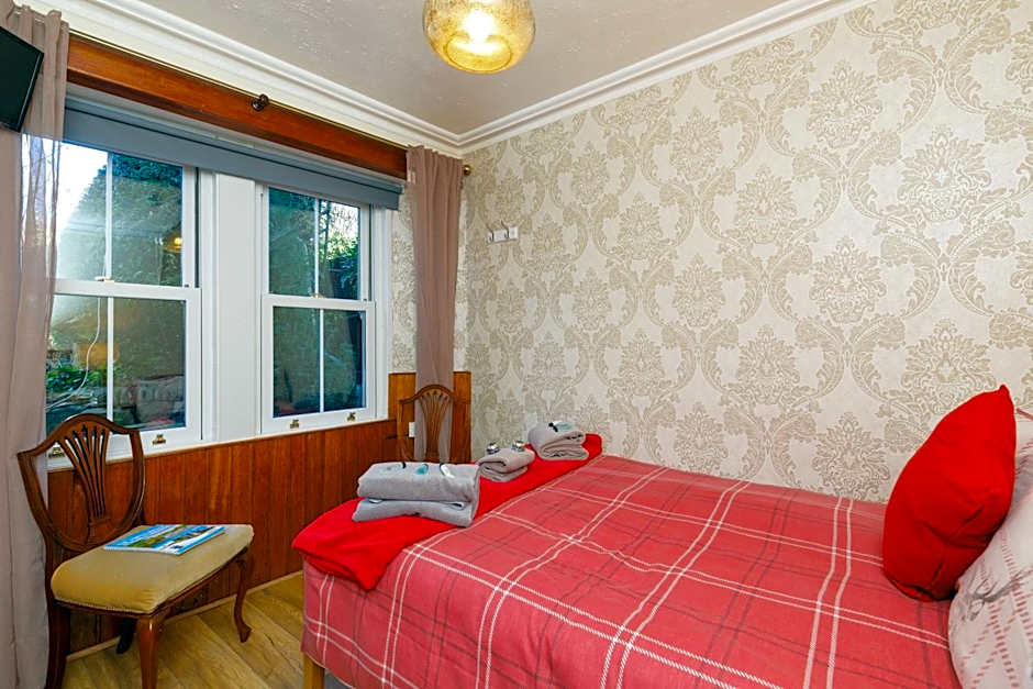 Castle Walk Bed & Breakfast