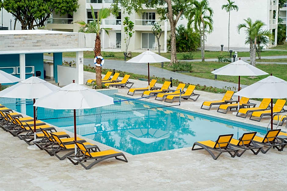 Emotions by Hodelpa Puerto Plata