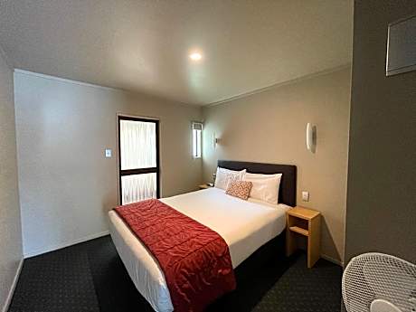 One Bedroom with Spa Pool