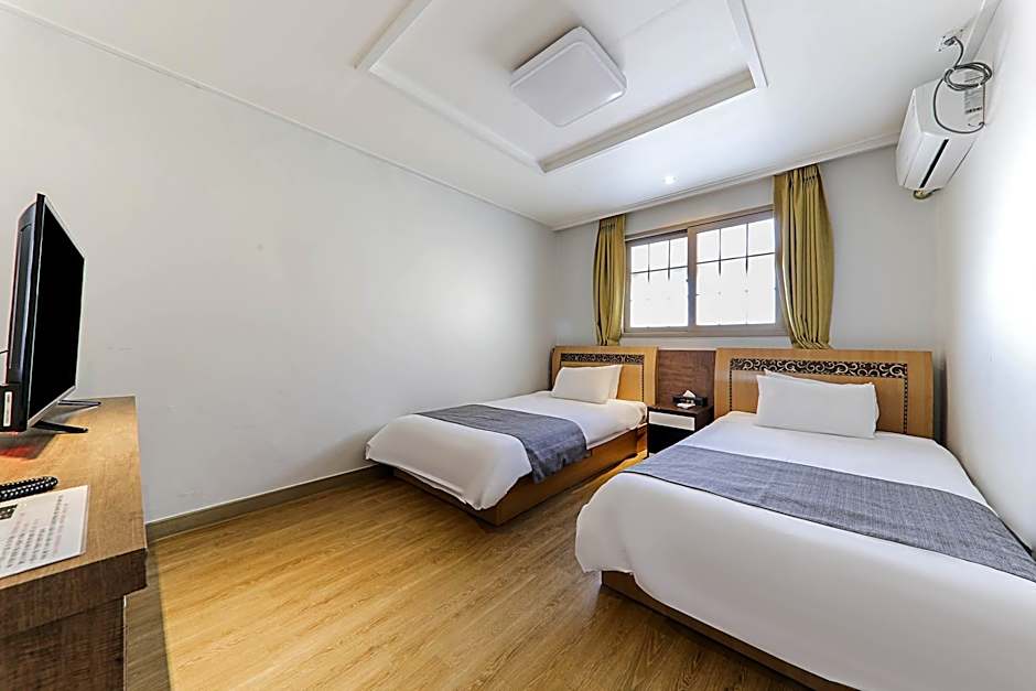 Gallery Hotel BnB
