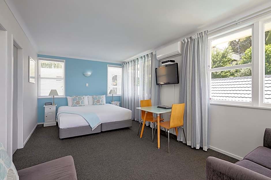 Harbour View Motel and Waterfront Apartments