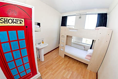 Kensal Green Backpackers