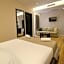 Hotel Strora