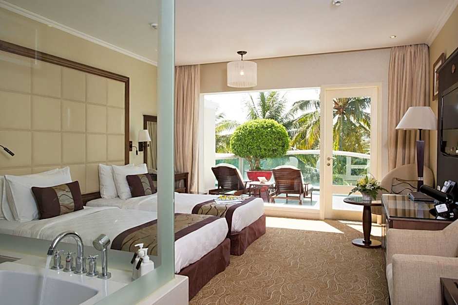 Sea Links Beach Hotel
