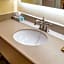 Rodeway Inn & Suites Colton-Riverside