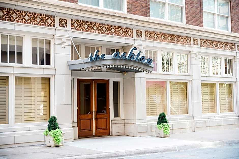 Photo 1 of 36 of The Ashton Hotel