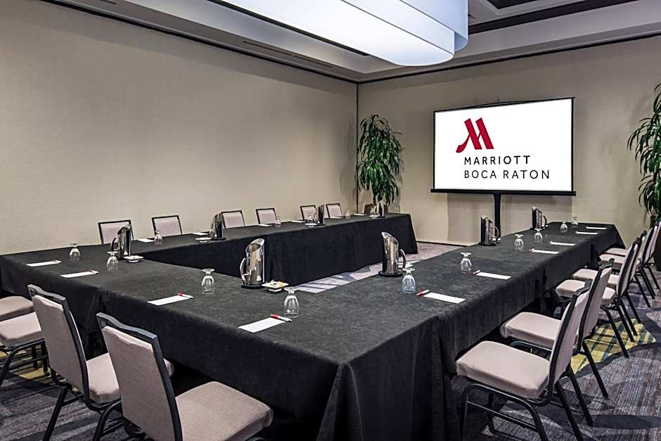 Boca Raton Marriott At Boca Center