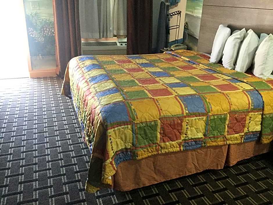 Luxury Inn and Suites Seaworld