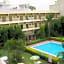 Hotel Navaratan Palace