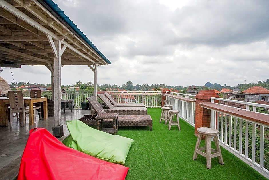 Kememai Hostel