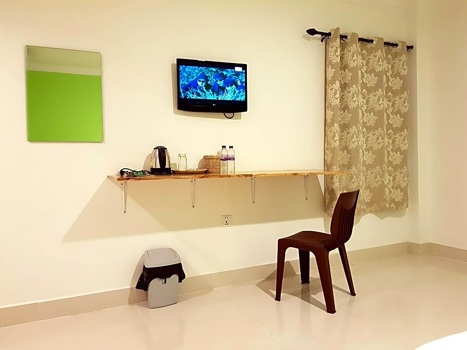 Lucky hostel and guesthouse