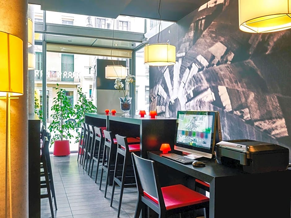Ibis Barcelona Centro (Sagrada Familia)