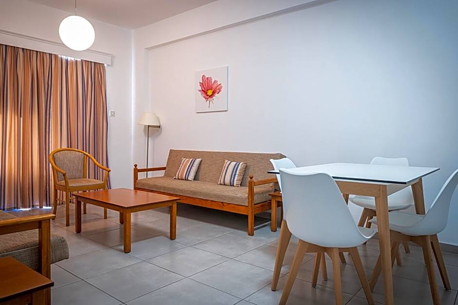 Kefalos Damon Hotel Apartments